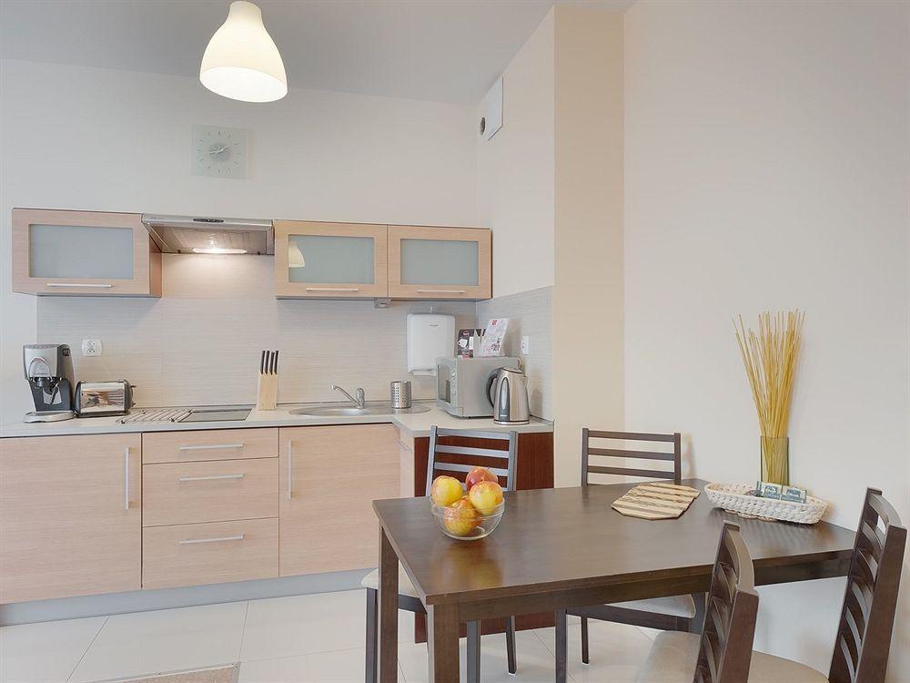Apartamenty Aparts Łódź Buitenkant foto