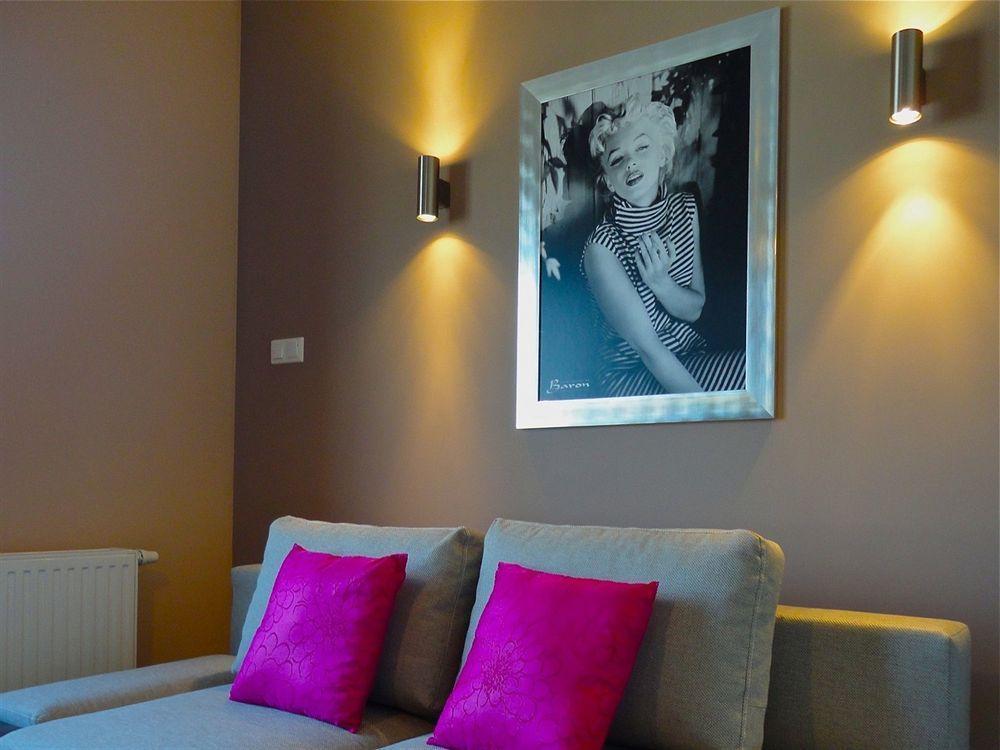 Apartamenty Aparts Łódź Buitenkant foto