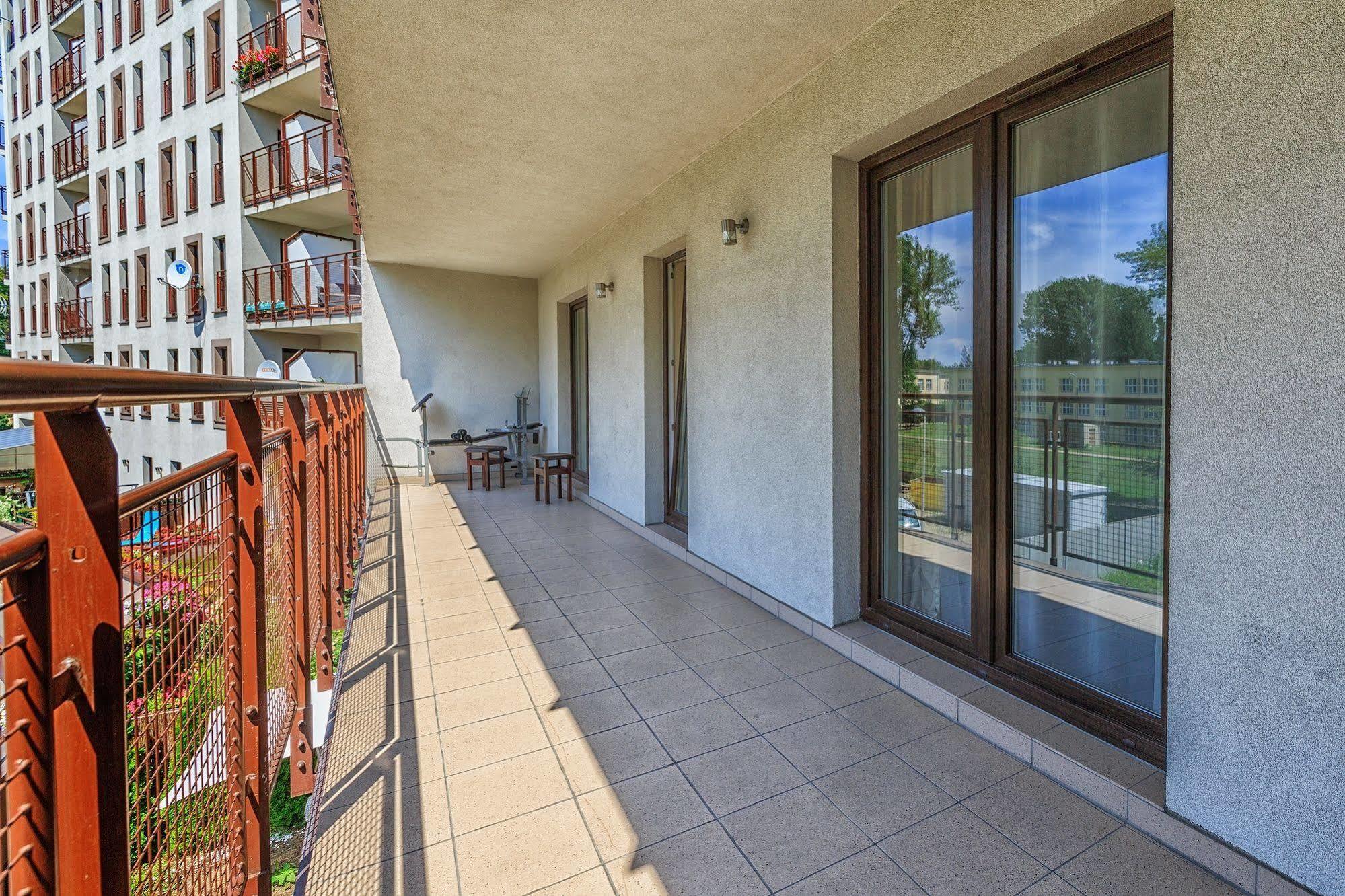 Apartamenty Aparts Łódź Buitenkant foto