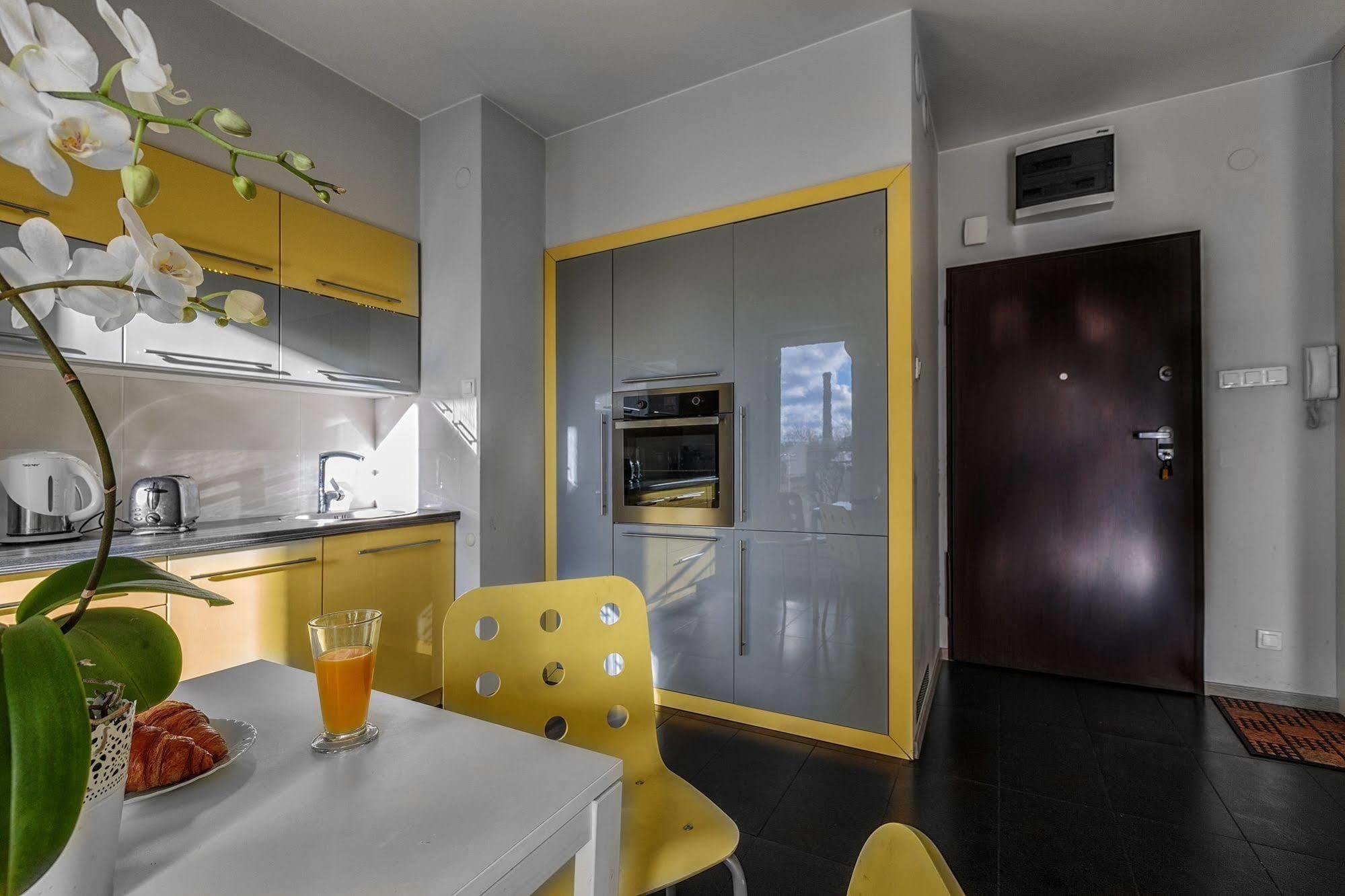 Apartamenty Aparts Łódź Buitenkant foto